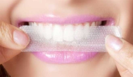 Does baking soda help your teeth get white